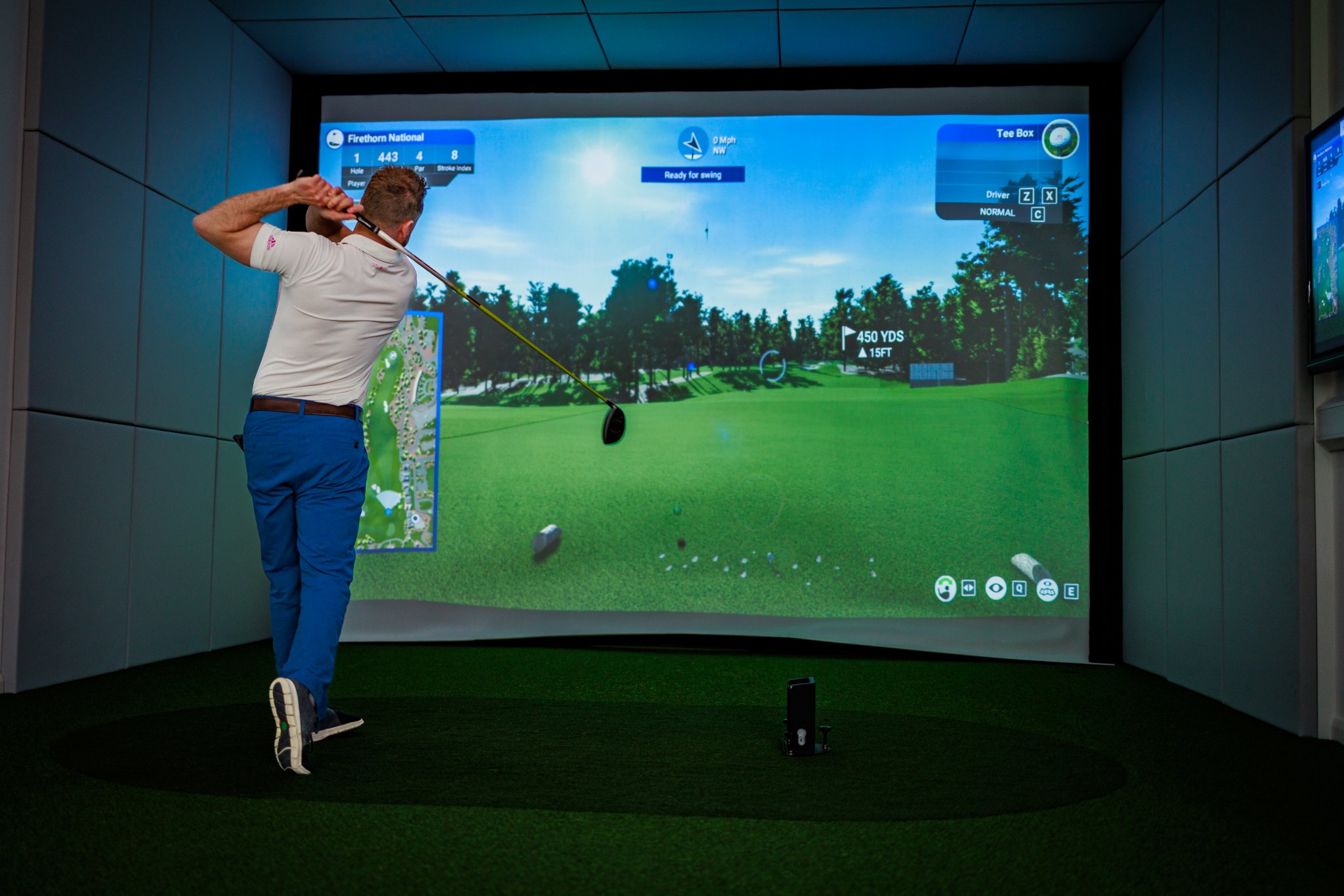 HD Golf Impact Screens | Golf Swing Systems